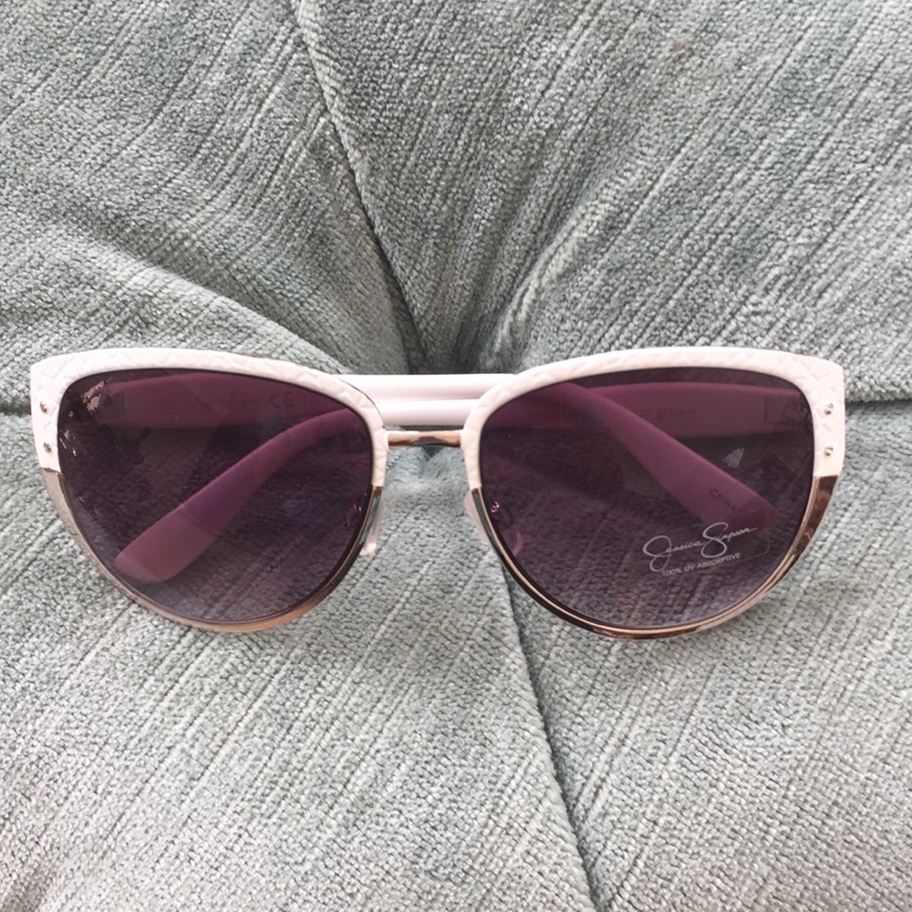 Jessica Simpson sunglasses